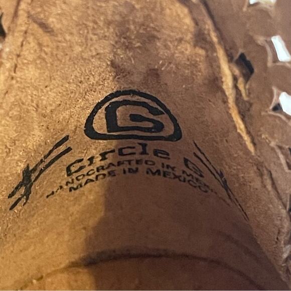 Circle G by Corral Ladies Black & Yellow Cutout Bootie NWT Size 8.5 - Picture 7 of 13